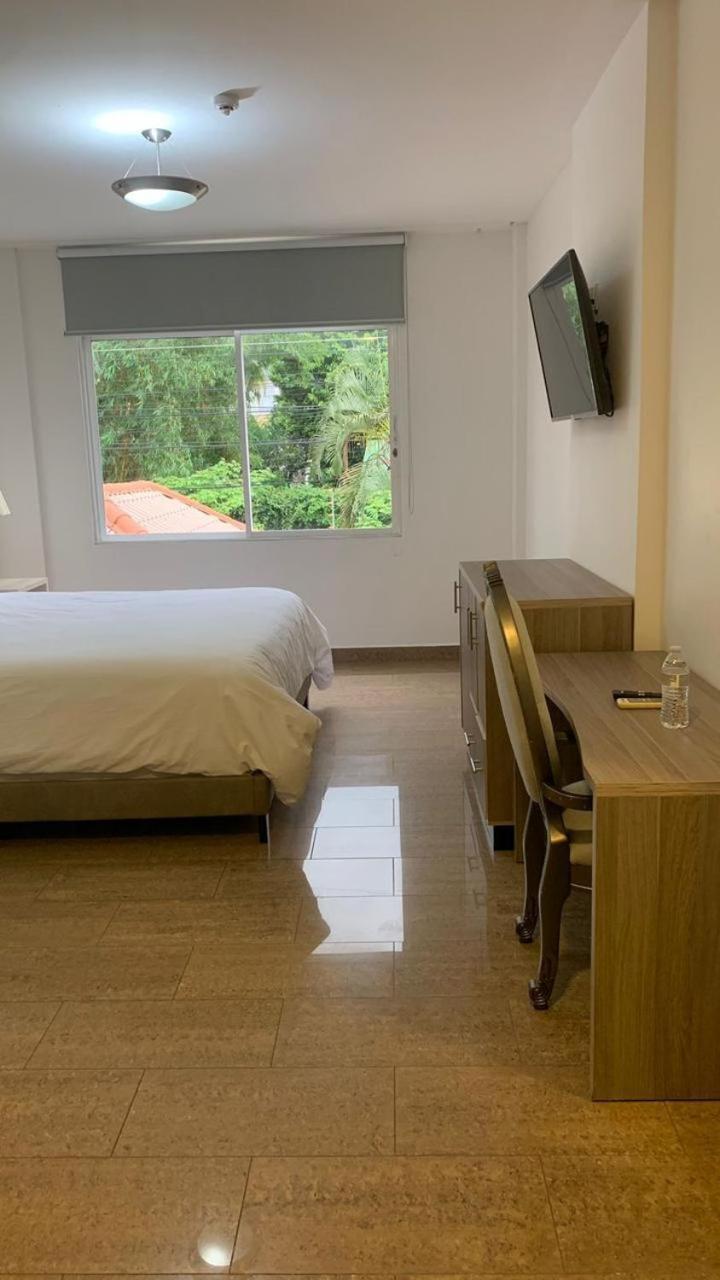 Hotel Diana Princess San Pedro Sula Exteriör bild